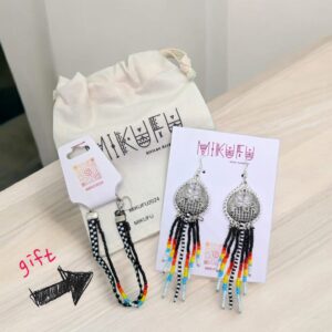 set,beaded earrings in a silver frame with bracelet