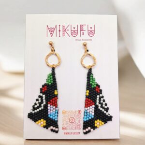 earrings made of beads in a golden small frame